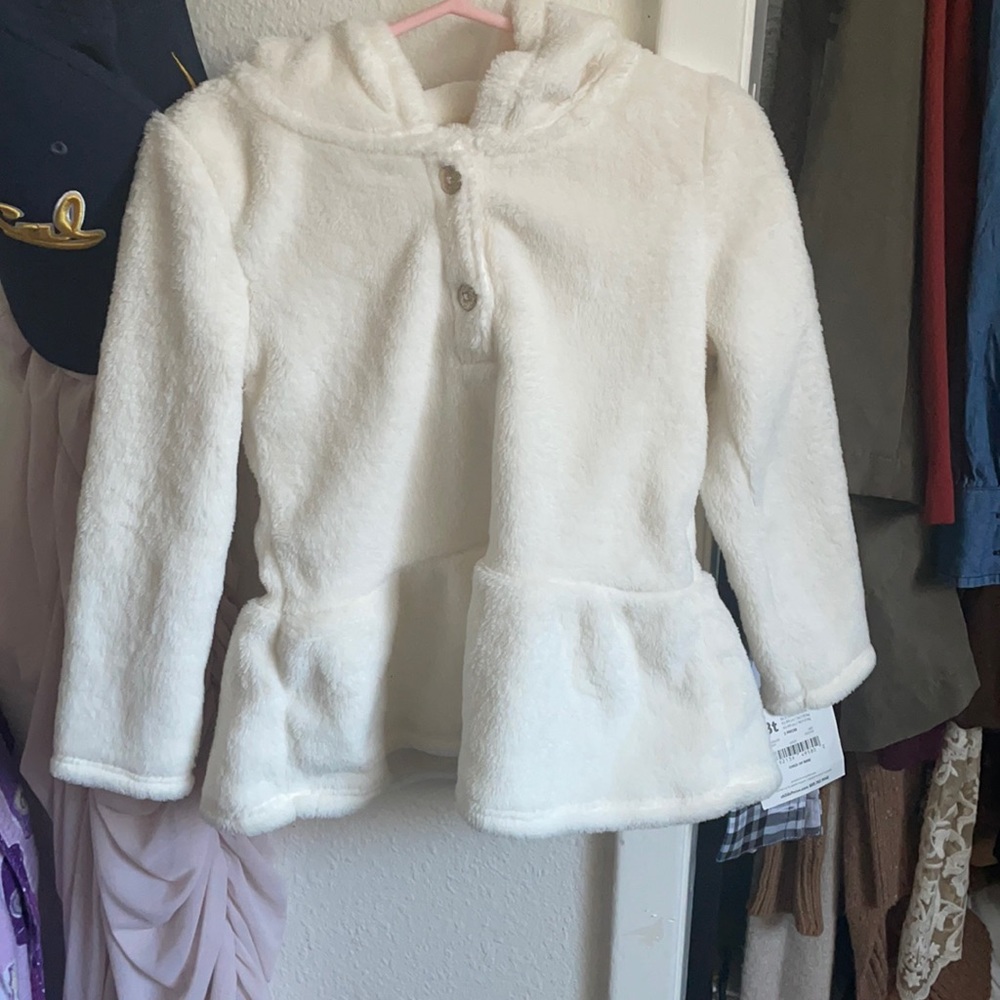 Carter’s toddlers sweater